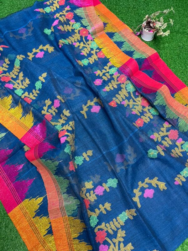 নেভি ব্লু মনিপুরী