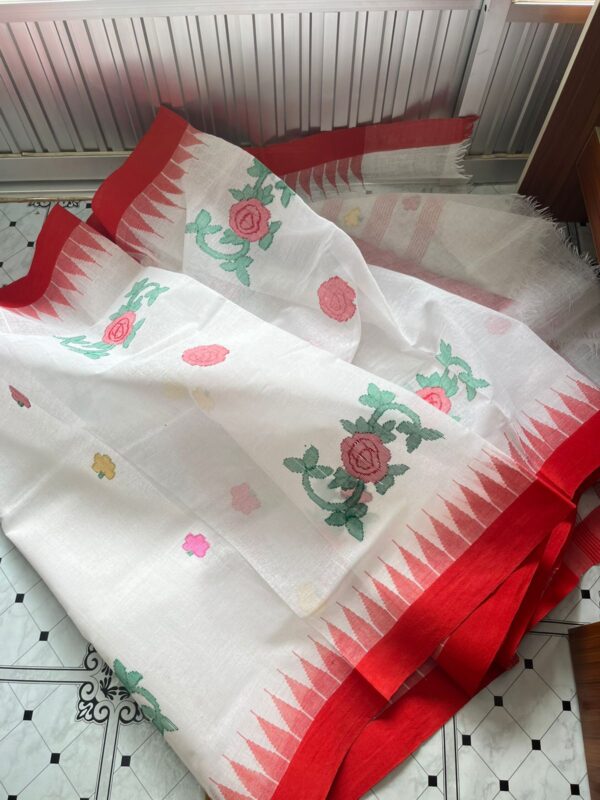 লাল গোলাপ মনিপুরী শাড়ী